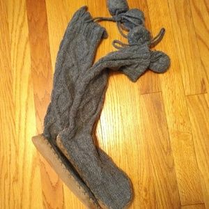 PINK Gray Knit Slippers